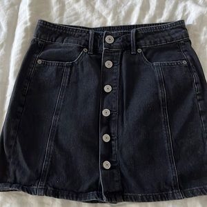 American eagle button down jean skirt size 00, black